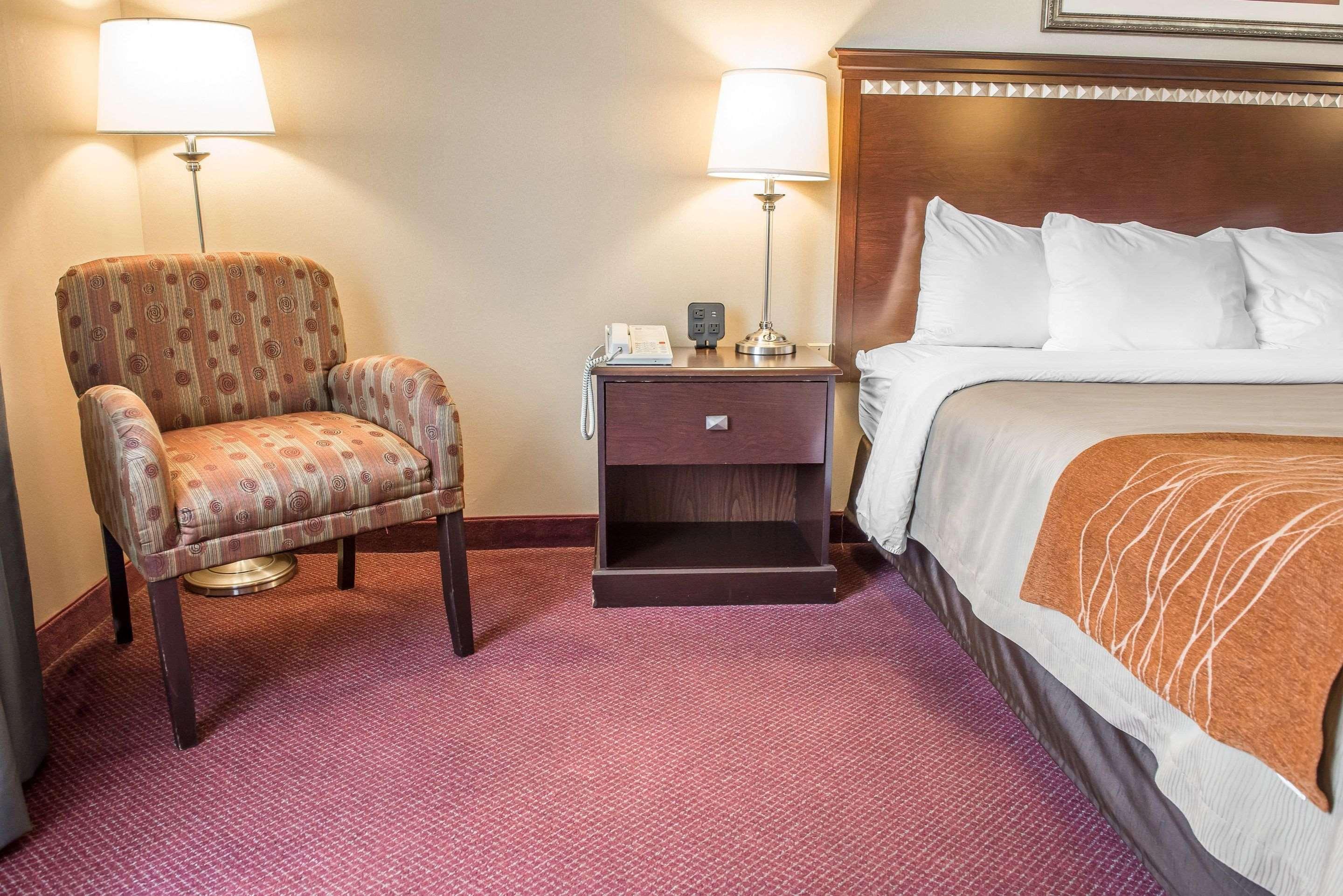 Wingate By Wyndham Pittsburgh New Stanton Hotel Kültér fotó