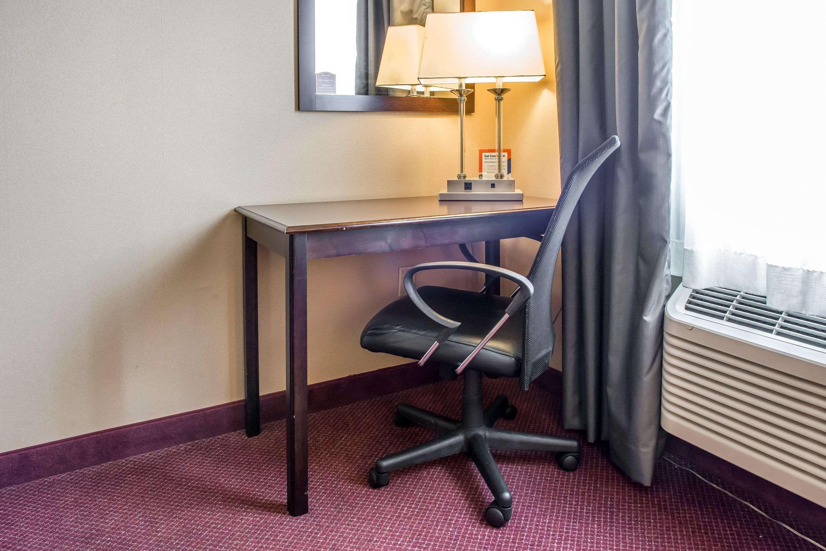 Wingate By Wyndham Pittsburgh New Stanton Hotel Kültér fotó