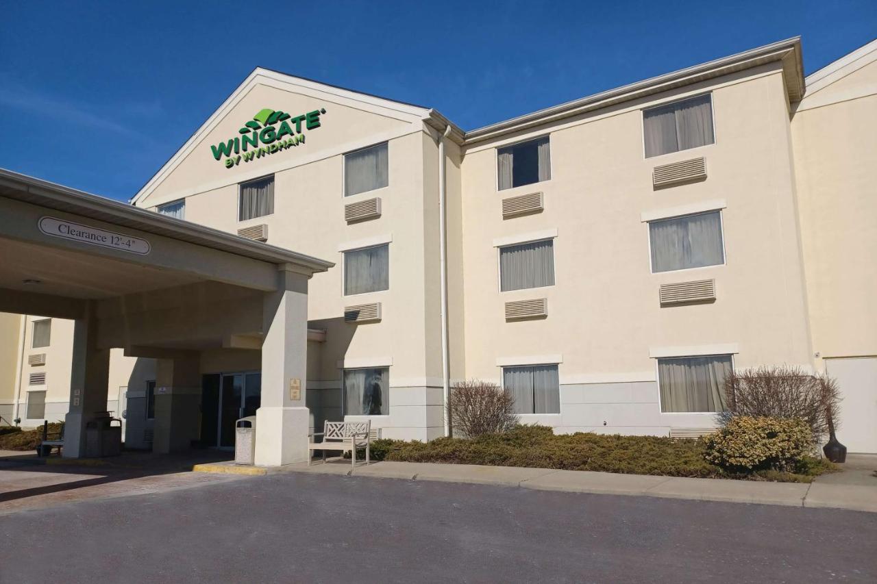 Wingate By Wyndham Pittsburgh New Stanton Hotel Kültér fotó